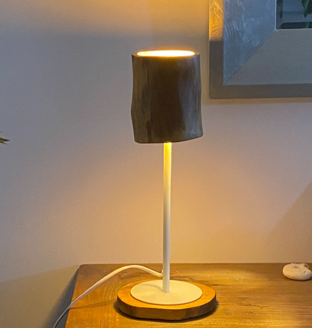Natural carved table lamp - Image 7